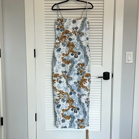 NWT Reformation reign dress - Picture 4 of 15